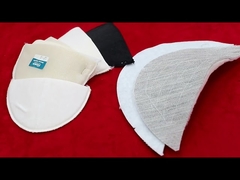 Acessórios de roupa que entrelinham kejme'noykejme a almofada de ombro